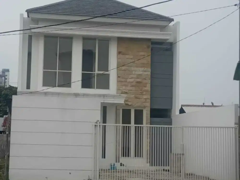 JUAL Rumah 2 Lantai Minimalis Tenggilis Mejoyo Selatan Dekat Kampus