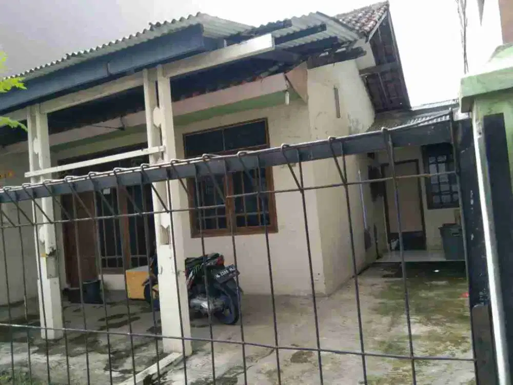 Rumah second siap huni selangkah ke stasiun Bojong gede