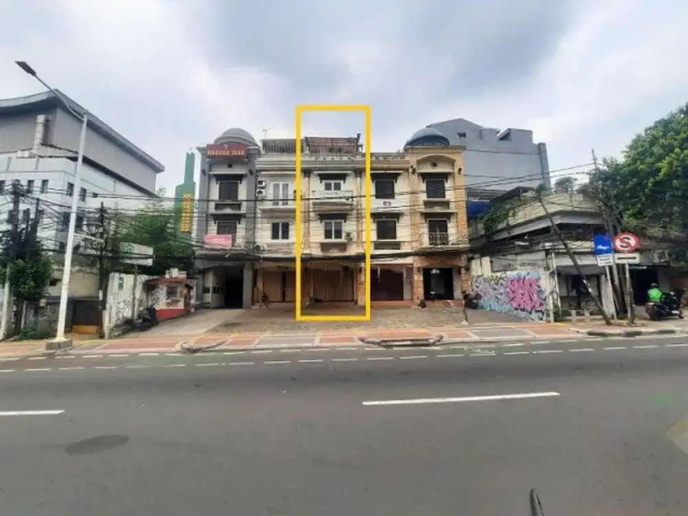 Dijual Ruko, 3 Lantai , Luas 202m2 di Tebet Raya, Jakarta Selatan