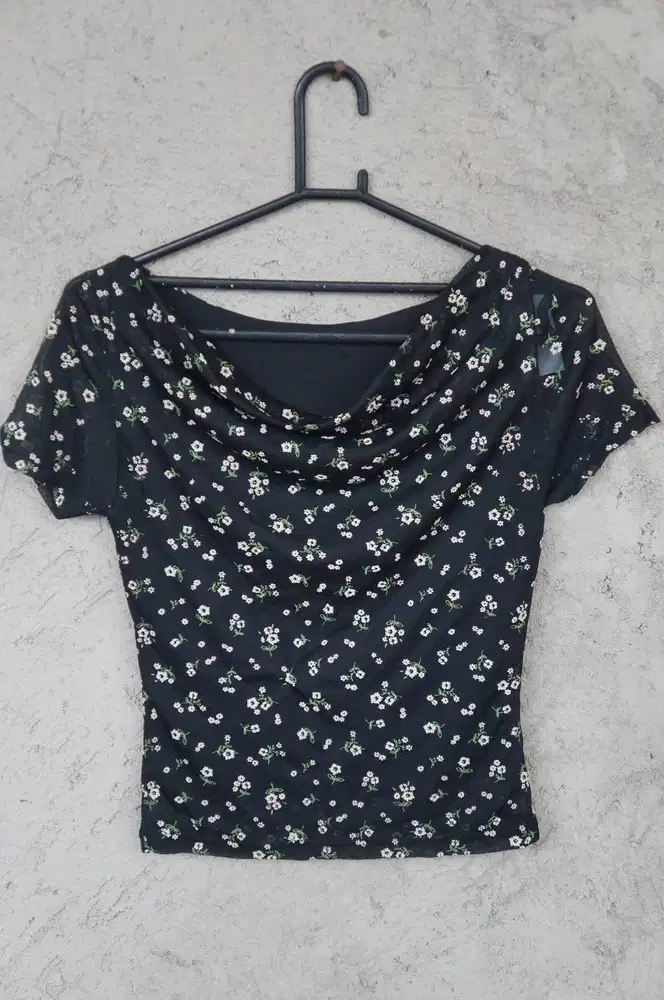 Blouse Black Floral | Top Sabrina | Atasan Bunga