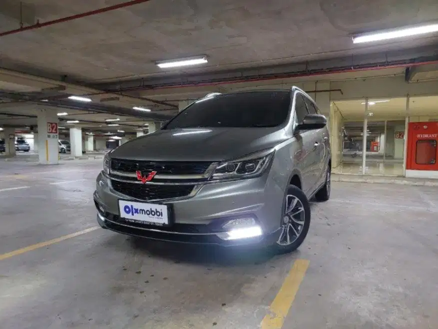 LOW DP Wuling Cortez 1.5 LT Lux Bensin-AT 2020 BRE