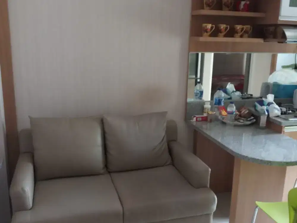 Gunawangsa Manyar 2 BR Furnish MURAH !