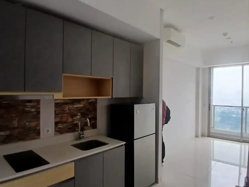 Di Sewakan Apartemen Taman Anggrek Residences 3 Bedroom Semi Furnish