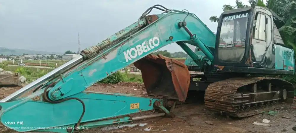 Di Jual 2 ( Dua ) Unit  Excavatot Semua Merk Kobelco