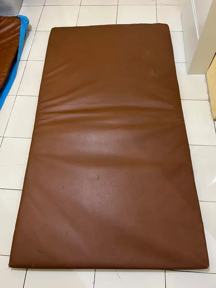 kasur matras anti air mudah dibawa bepergian