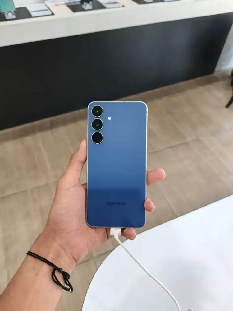 Samsung galaxy s25 fe 8/256