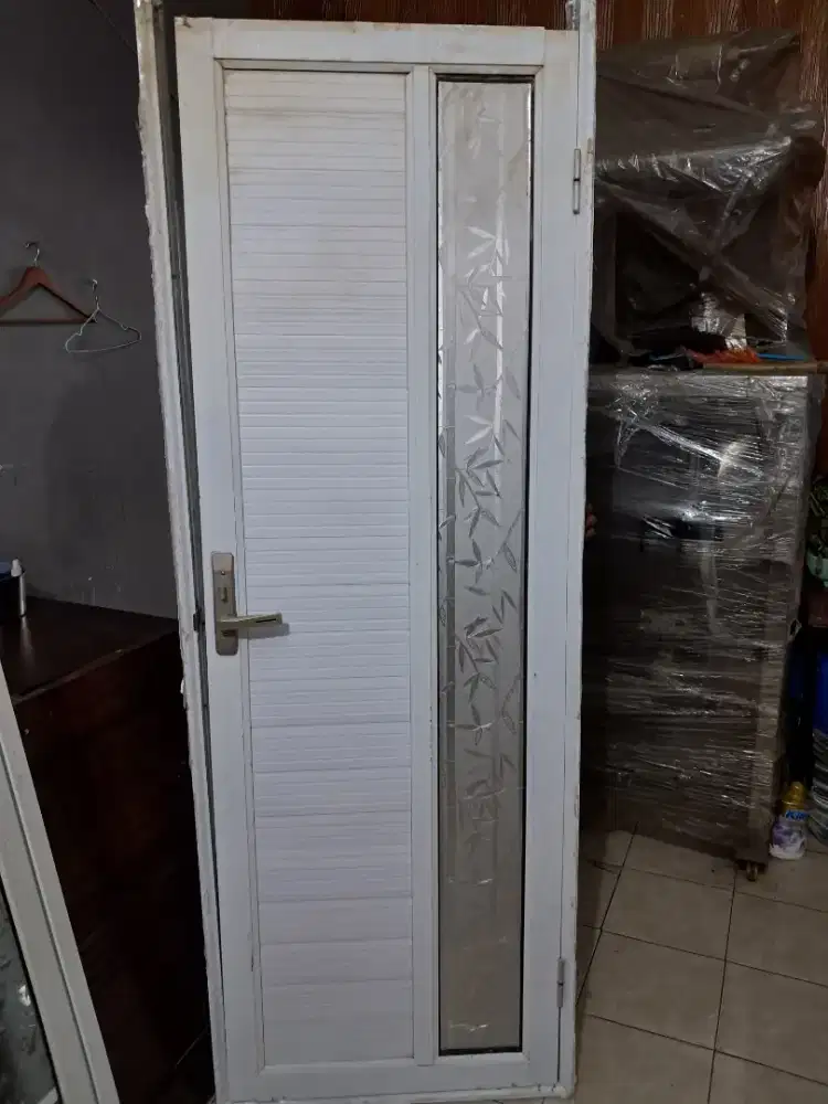 Pintu kamar mandi aluminium + kusen