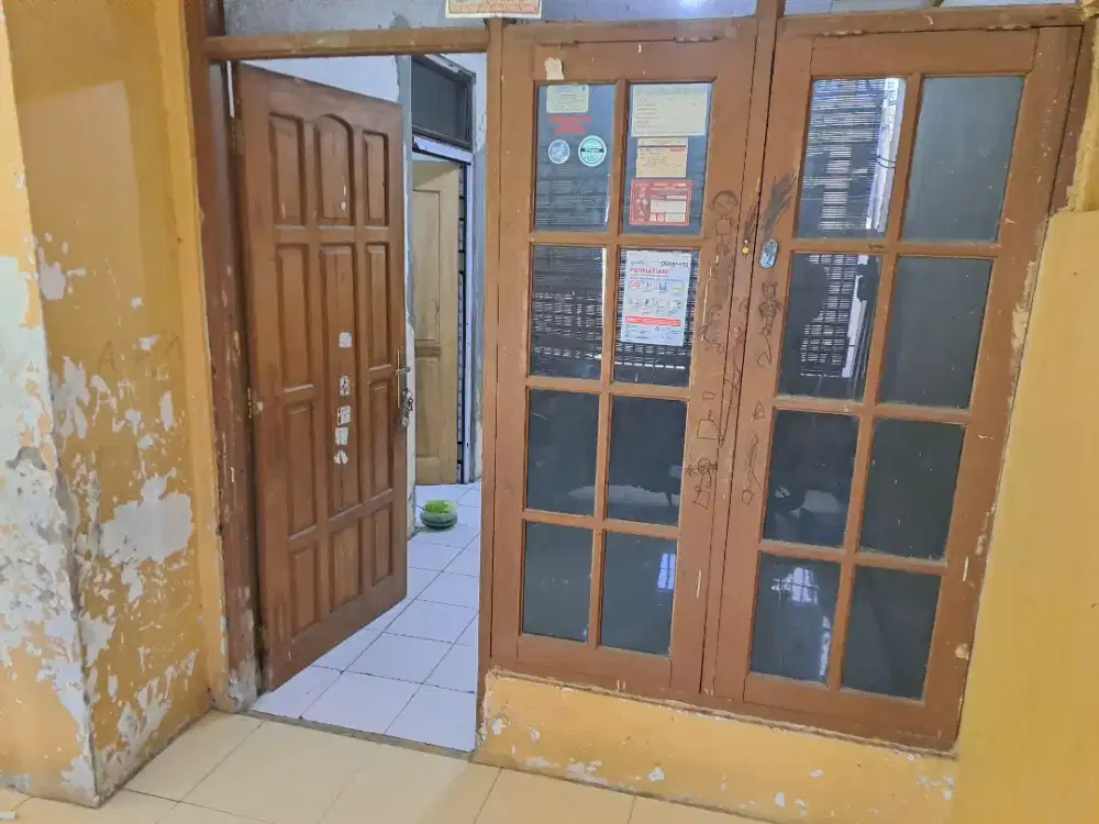 Kontrakan rumah per tahun