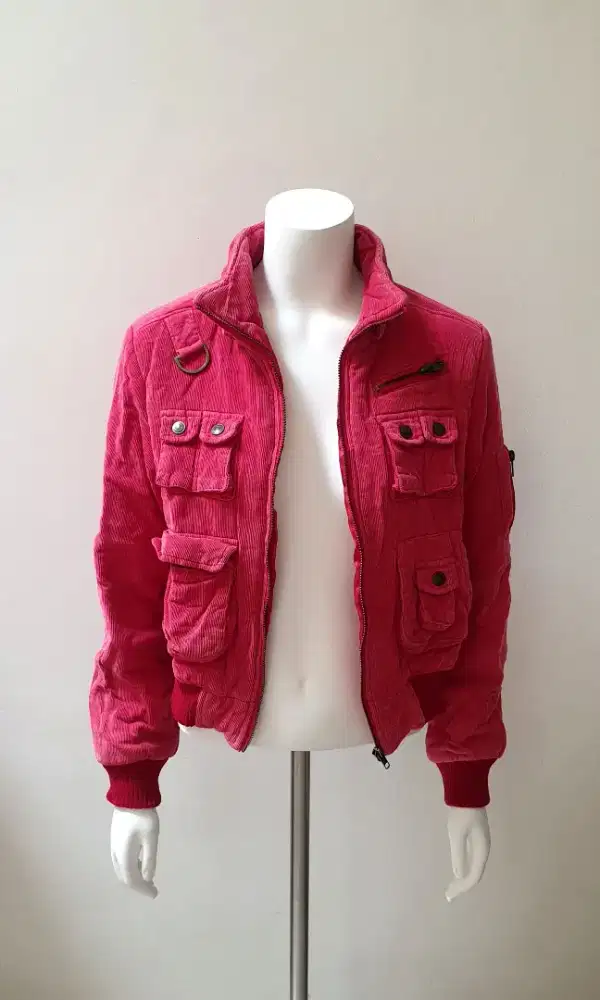 Jaket bahan cordurai