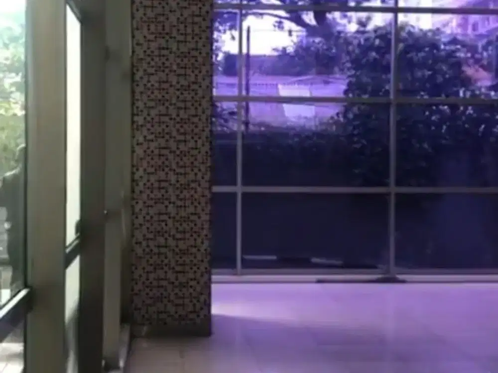 SEWA KANTOR DI JAKARTA PUSAT RADEN SALEH 135M2 BARE 200K NEGO