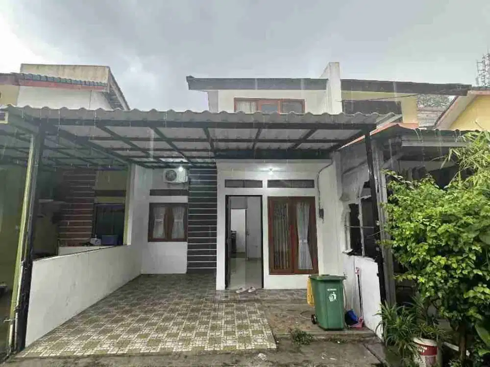 DIJUAL CEPAT RUMAH SECOND SIAP HUNI DI TANGERANG SELATAN