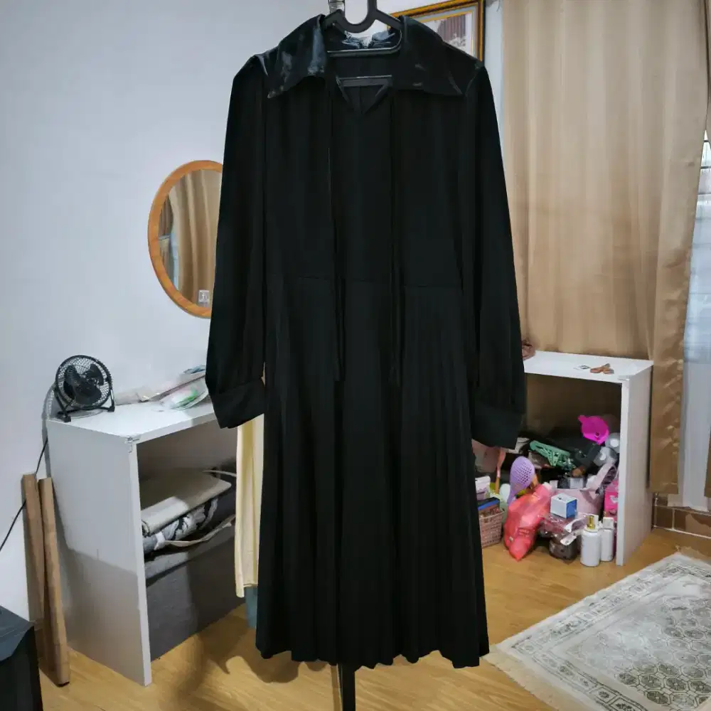 Dress Tunik Plisket Lengan Panjang Hitam Wanita High Quality Second