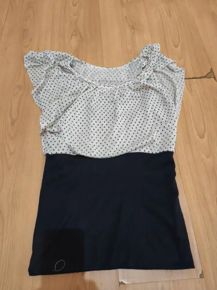 Atasan fashion wanita