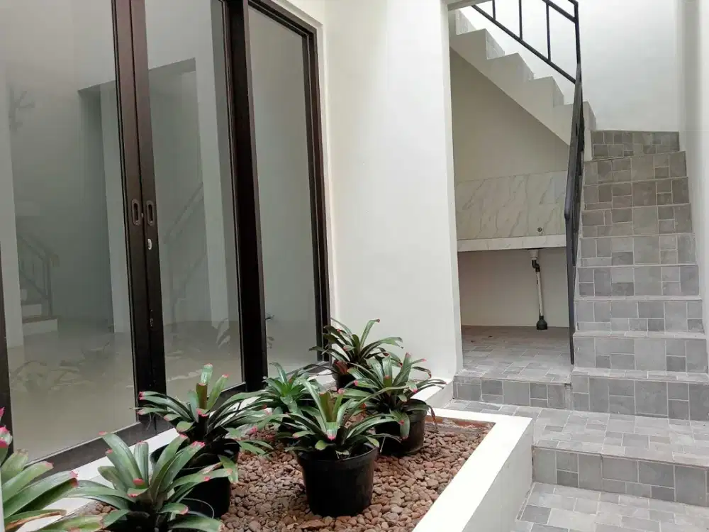 Rumah Baru di Cluster di Cirendeu dekat MRT Lebak Bulus