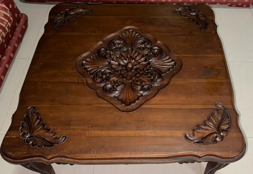 MEJA JATI UKIR BUNGA