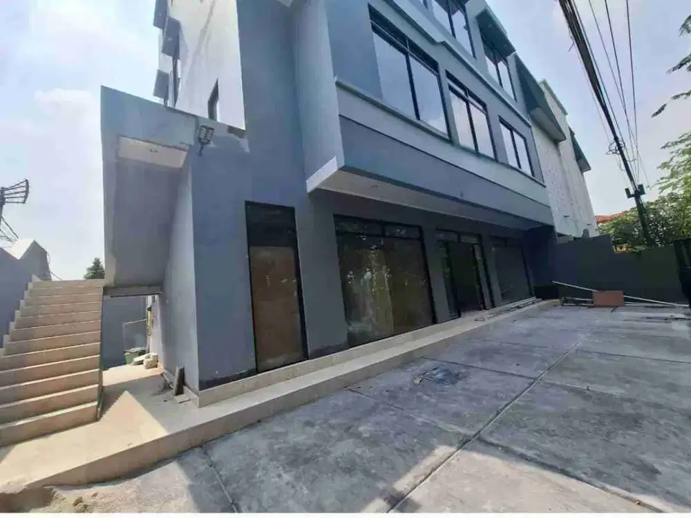 Ruko/ Rumah tempat usaha, dkt MKG, Baru, bagus, siap huni, harga nego, lok strategis, siap pakai