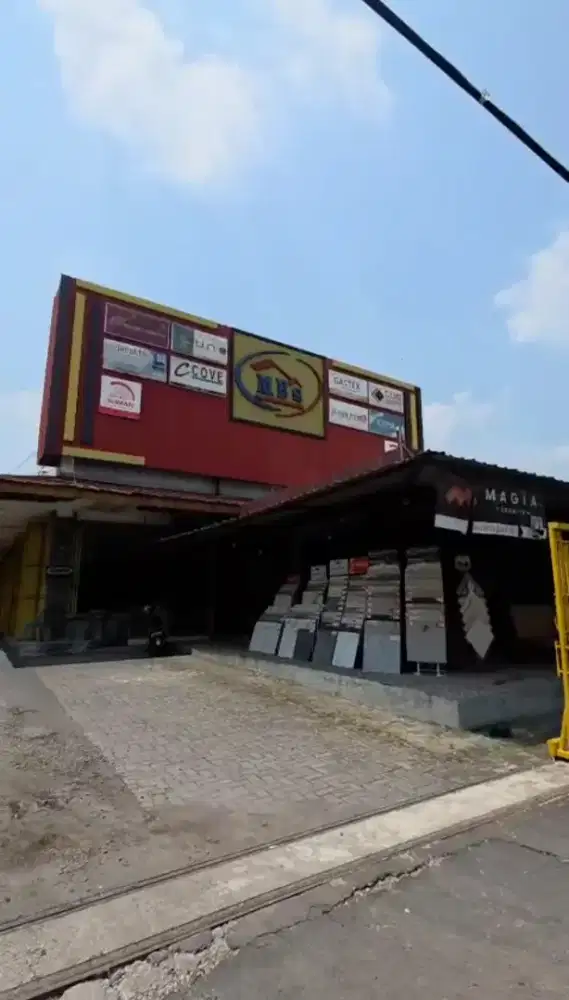 Dijual Gudang 9000 m2 di Jl. Sukowati selangkah ke Pintu Tol Sragen