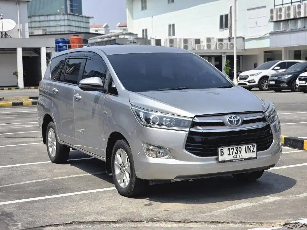 Toyota Innova Reborn V 2018 Bensin matic silver