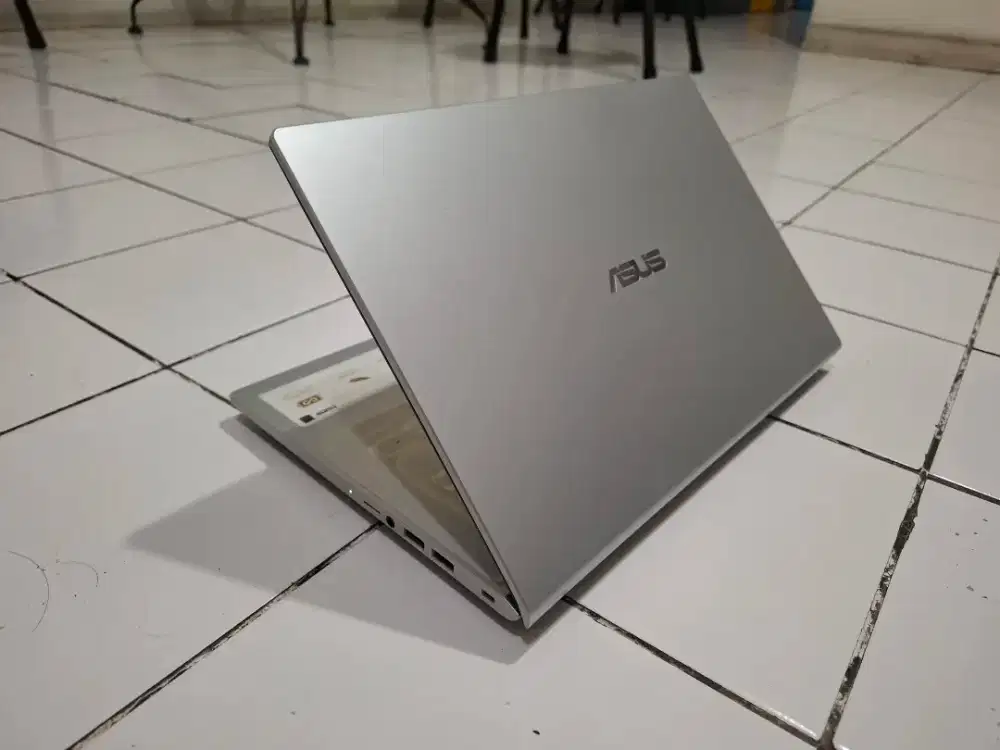 ASUS VIVOBOOK 14 A409JP/X409JP Intel i5 10th gen