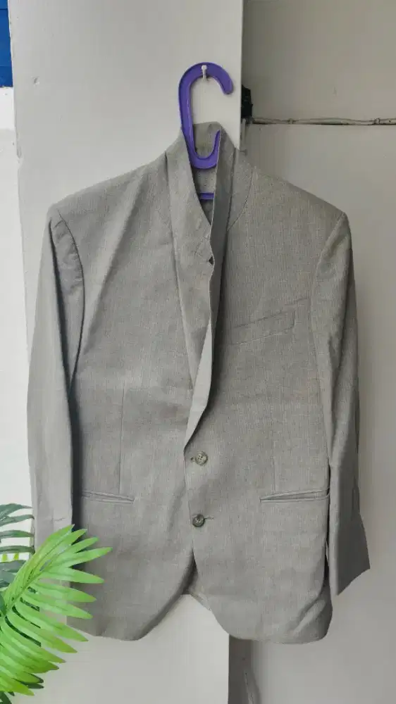 Jas Dan Celana Ukuran S. Lebar Bahu 41 Cm. Lebar Celana 41cm P 97cm