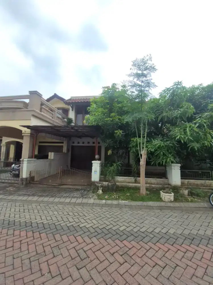 Dijual Rumah Hitung Tanah CITRALAND DEKAT GWALK  Lokasi Bagus
