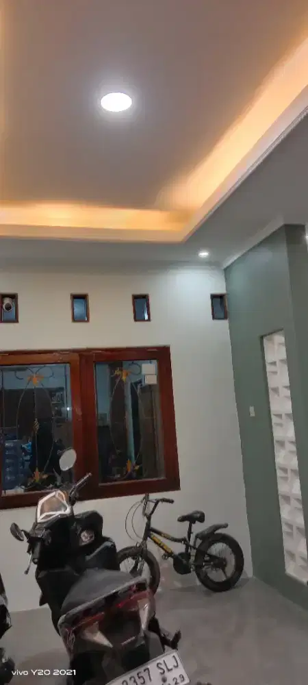 Tukang bangunan borongan dan harian