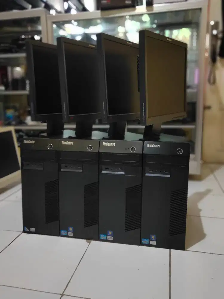 Set Komputer Built up Lenovo M71e, Intel Core I3 2120, Monitor 17 Inch