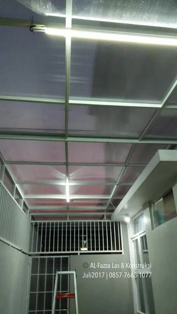 Kanopi Rooftop/Balkon Rangka Holo Putih + Railing Minimalis