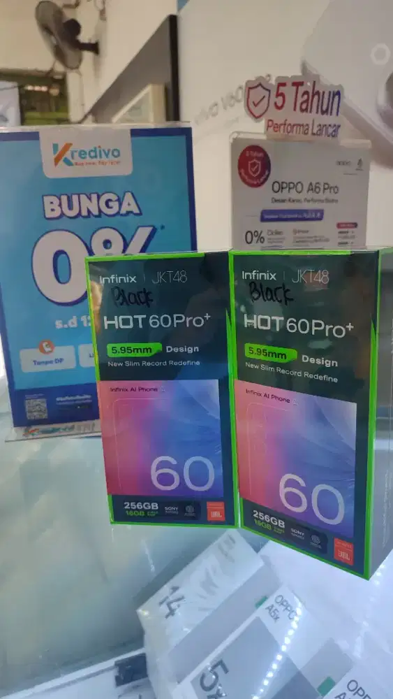 Infinix hot 60i 8+8/256 baterai 5160 mah