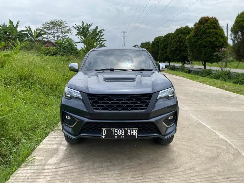 Low Km Toyota Fortuner 2.7 G AT 2005 Upgrade VRZ