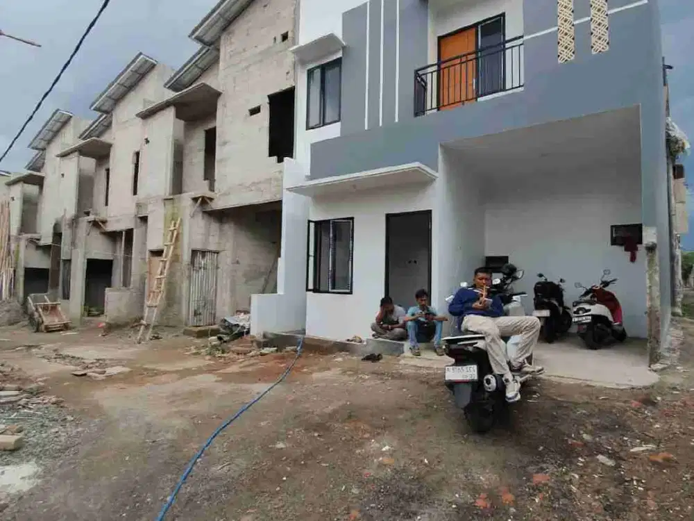 Rumah Cipayung,Strategis Dekat Toll,tersedia siap huni