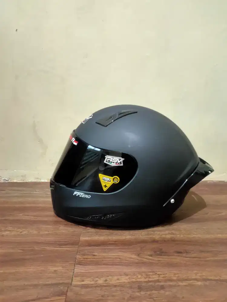 Helm RSV FF Zero