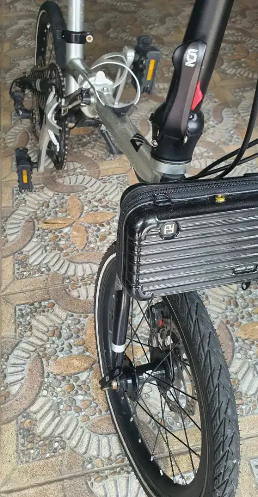 Sepeda lipat Element troy 8s