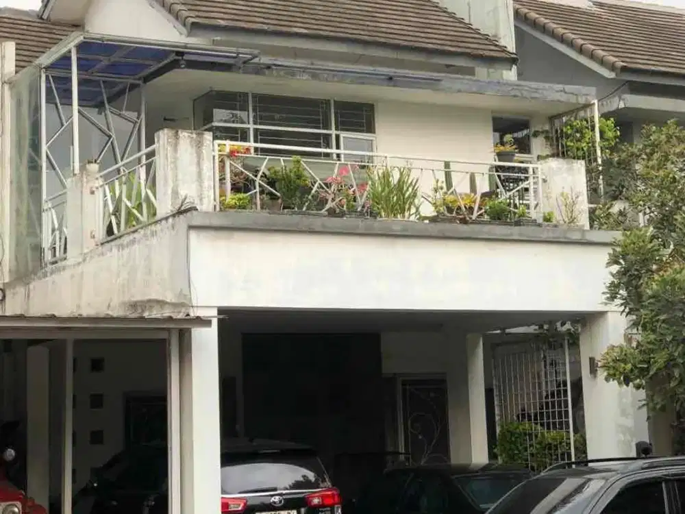 Rumah siap huni the address cibubur