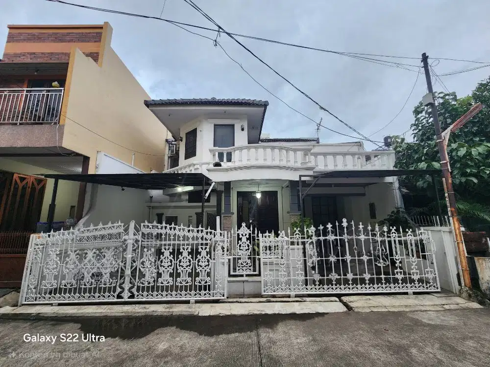 Dijual Rumah Luas Dekat Tol dan mall di Jaka Setia Bekasi