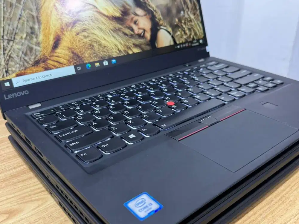 Laptop ringan Lenovo X1 Carbon 5th Core i5 GEN 6 8/256GB sekolah kulia