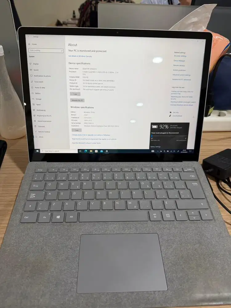 Microsoft Surface Laptop – 13.5 Touch Screen
