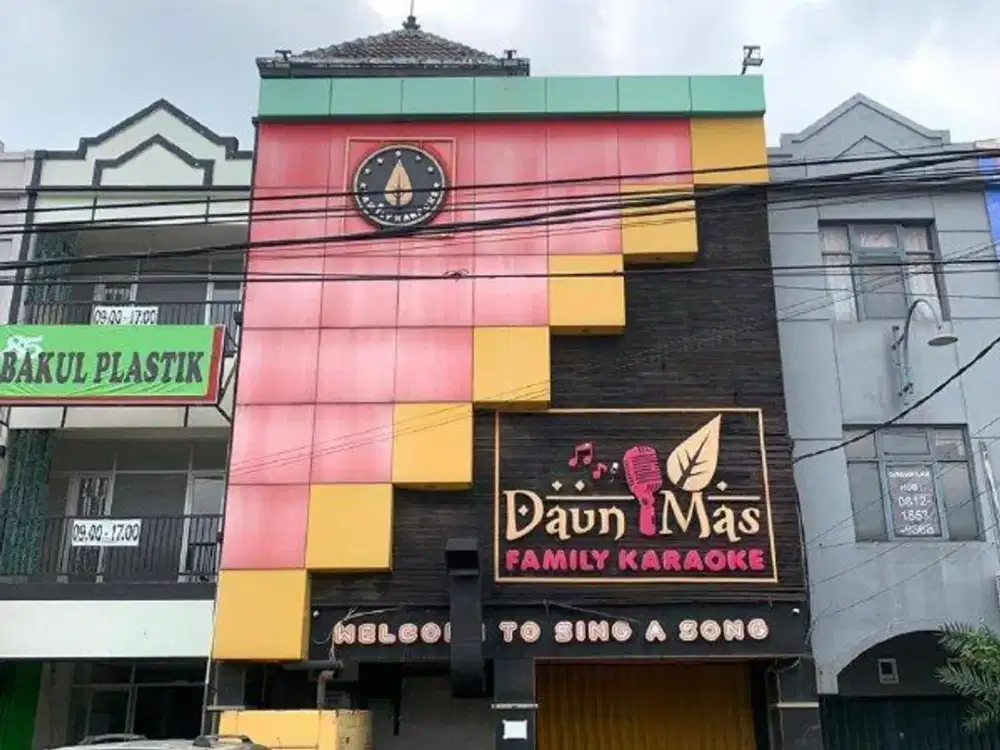 Ruko Di Rungkut Madya Surabaya 2 Ruko Jadi 1 Terawat Strategis