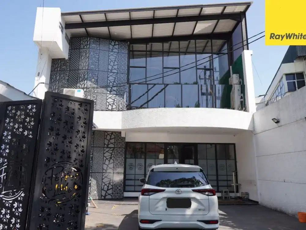 Disewakan Rumah Resto Dijalan Pacar Surabaya