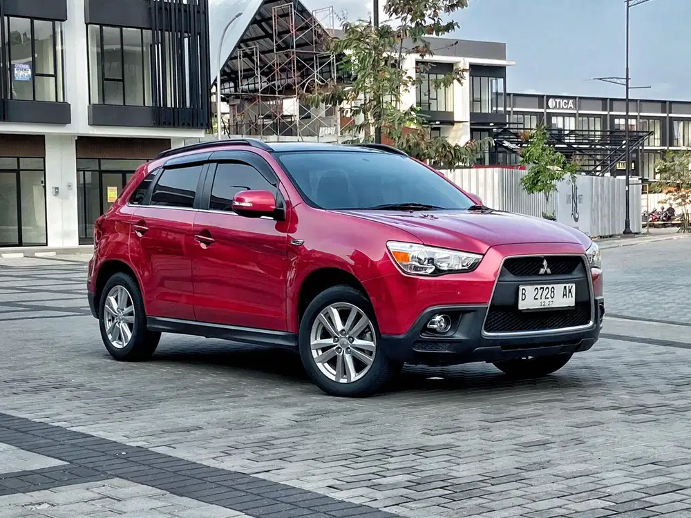 OUTLANDER PX PANORAMIK 2.0AT 2012, MERAH, KM 70rban