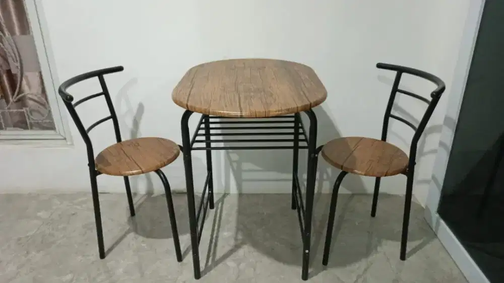 Meja Makan Set Murah