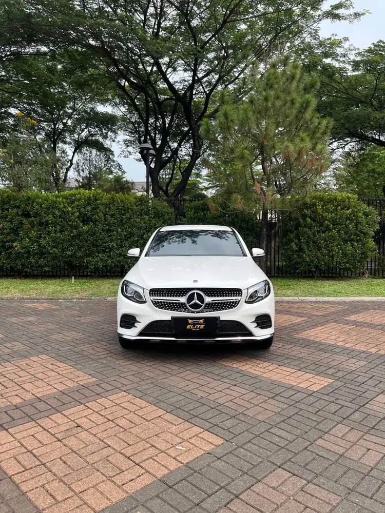 Mercedes Benz GLC 300 AMG COUPE 2020