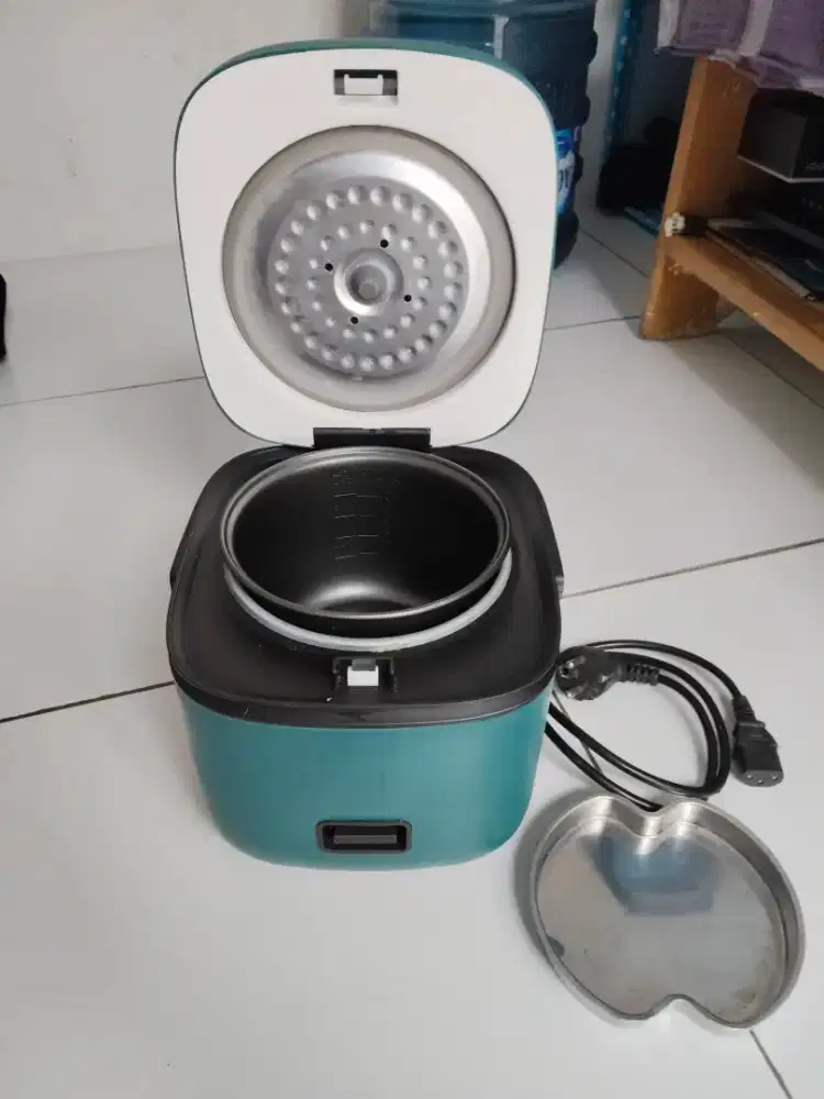 Magic Com Rice Cooker Mini 0.8 liter