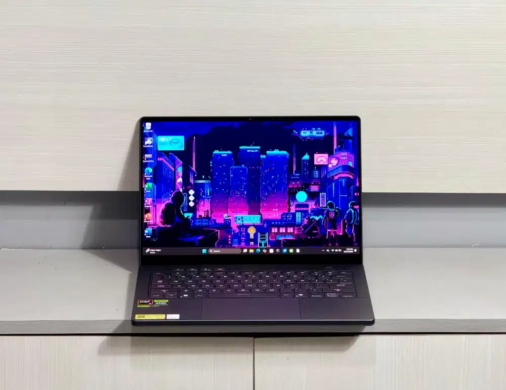 LAPTOP GAMING ASUS ROG ZEPHYRUS G14 GA403UH OLED RYZEN 9-270 RTX 5050