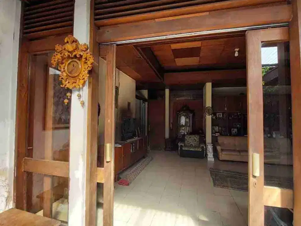 Dijual Rumah Terawat Cocok Untuk Cafe,Resto atau Rumah Makan Di Sayap Riau