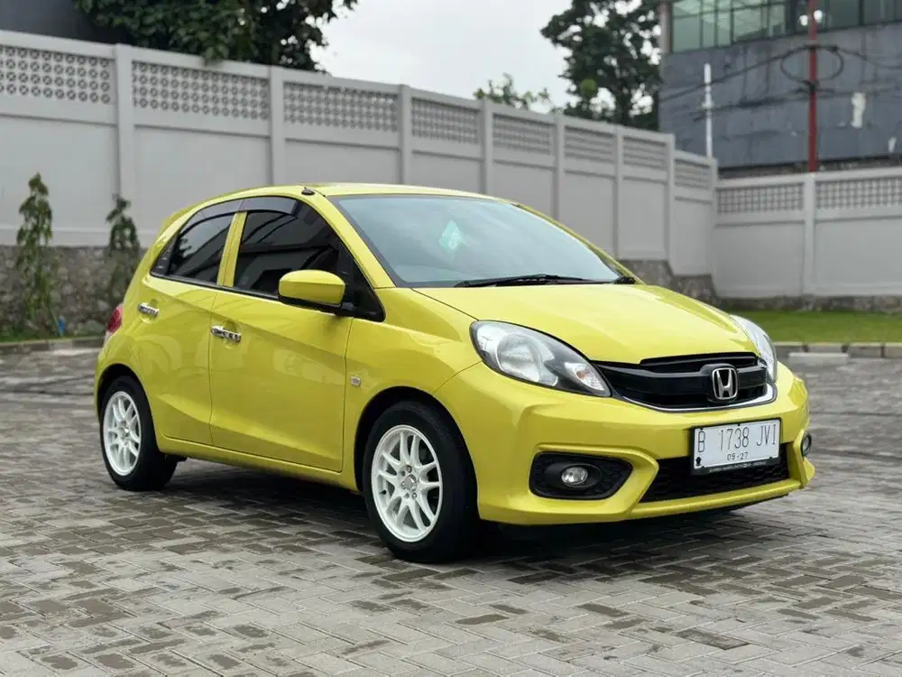 Honda Brio E CVT Matic 2018 Kuning AT
