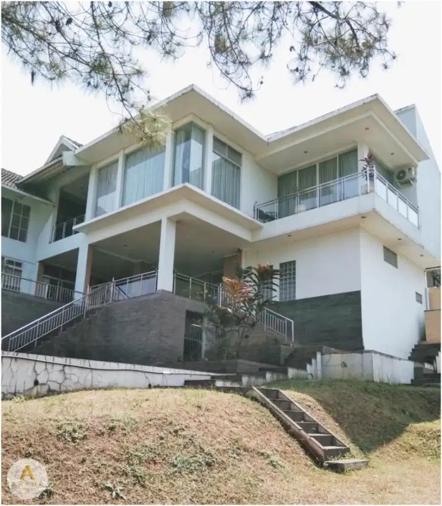 Rumah di dago luas bagus dan siap huni