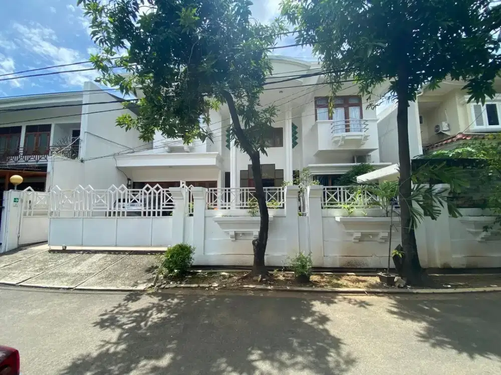 Rumah 2lt di Kuningan Setiabudi, Hanya 8 Menit ke Tol Semanggi