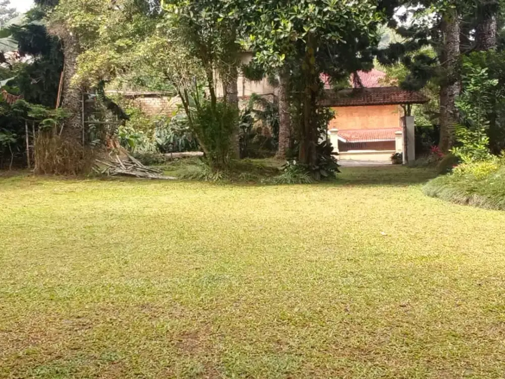 Dijual Murah Rumah Villa Cisarua Puncak Bogor Jl. Taman Safari (Pinggir Jalan Utama Taman Safari) Dekat Resort Prima Cisarua