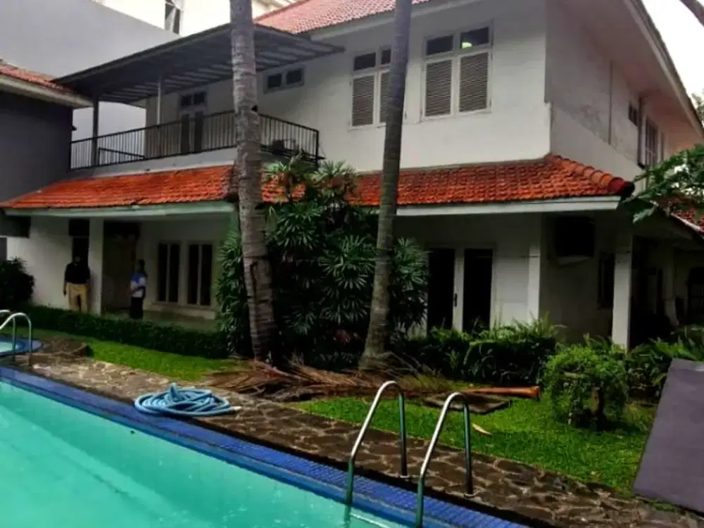 Dijual Cepat Rumah di Jln Solo, Menteng, Jakarta Pusat